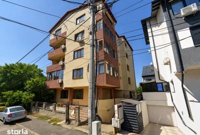 Apartament cu 3 camere în Giulești