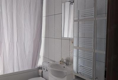 Apartament cu 2 camere decomandat în Sfântu Ilie