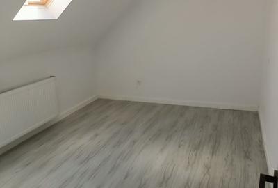 Casă cu 4 camere cu Teren 350 Mp în Central - 3
