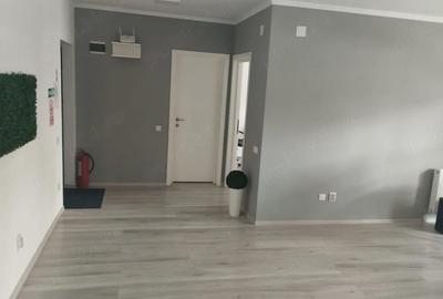 Spațiu comercial, de 57 mp, în Florești - 5