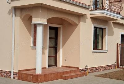 Casă cu 5 camere cu Teren 355 Mp în Dumbrăvița - 1