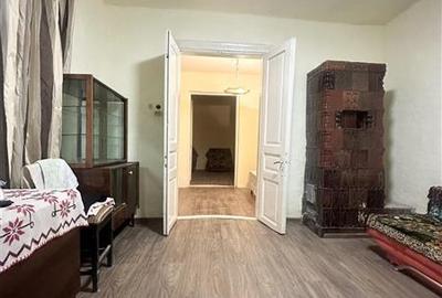 Casa la Super Pret, Amplasare Excelenta in Zona Casa de Cultura - 2