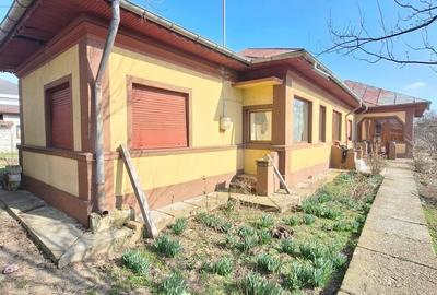 Casă cu 6 camere cu Teren 1341 Mp în Frumușani - 16