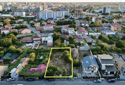 Teren de 858 mp, în Palazu Mare
