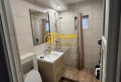 Apartament cu 3 camere decomandat, mobilat în Baza 3 - 6