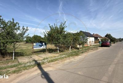 Teren de 1404 mp, în Berveni - 7