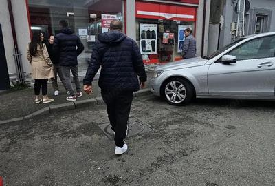 Spa?iu comercial, Pia?a Mircea, Severin - 4