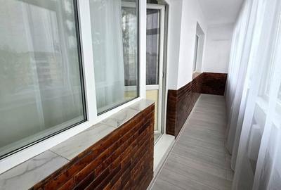 Apartament cu 4 camere decomandat în Central - 3