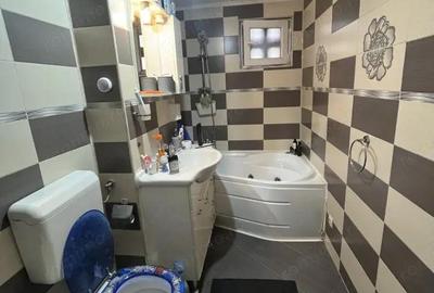 Apartament cu 4 camere decomandat în Central - 7