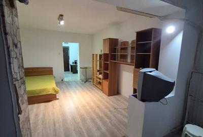 Costin Georgian Metrou,bl.reabilitat,et  5/10,decomandata,Amenajata,mobilata - 7