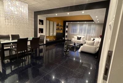 Casă cu 4 camere cu Teren 200 Mp în Central - 2