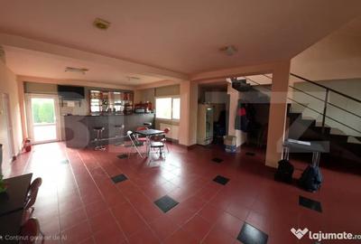 Spațiu comercial, de 308 mp, în Central - 8