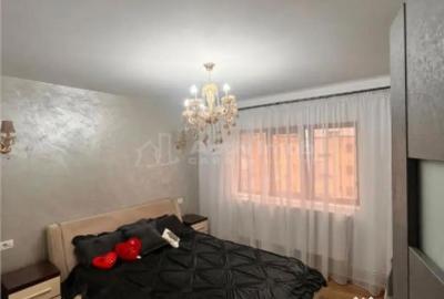 Apartament cu 3 camere decomandat în Central - 13