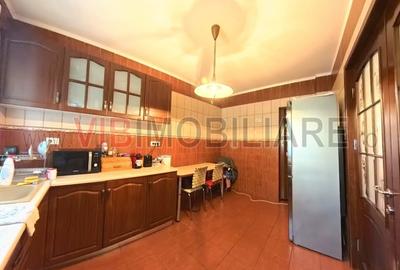 Eroii Revolutiei  -  Vila individuala 2013 - 6 camere  SUT 207MP - Teren 211 mp - 3
