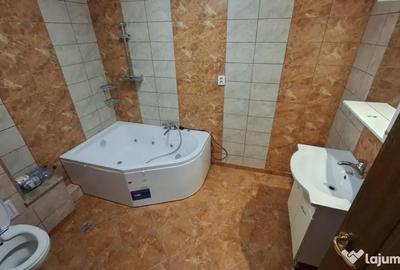 Apartament cu 3 camere decomandat în Bucium - 6