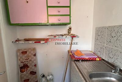 Garsonieră semidecomandată în Dristor - 9