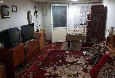 Casă în Însurăței - 6