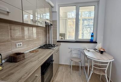 Apartament cu 2 camere semidecomandat, mobilat în Pajura - 12