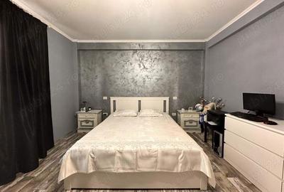 Casă cu 6 camere cu Teren 1412 Mp în Palazu Mare - 8