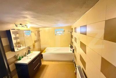 Casă cu Teren 1237 Mp în Central - 6