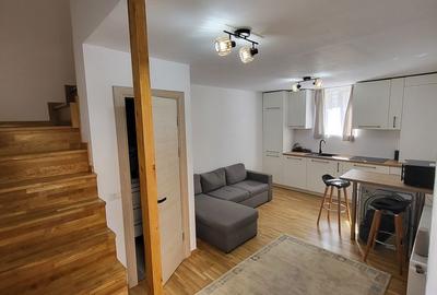 Apartament cu 3 camere decomandat în Central - 1