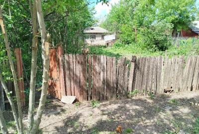 Teren de 1334 mp, în Poienarii Burchii
