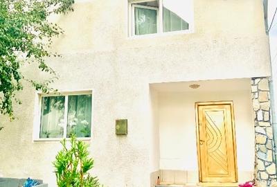 Casă individuală cu 5 camere cu Teren 175 Mp în Zamora