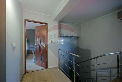 Casă cu 4 camere cu Teren 495 Mp în Nufărul - 13