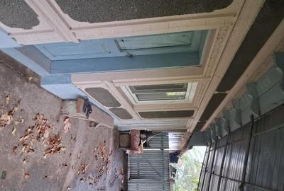 Casă cu 6 camere în Tufești - 3