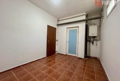 Casă individuală cu 7 camere cu Canalizare în Girocului - 18