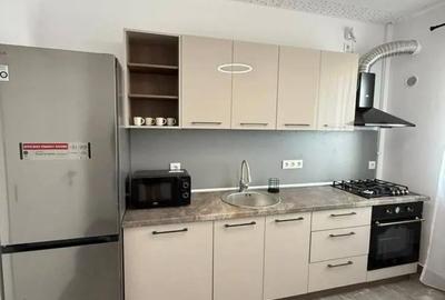 Apartament cu 2 camere decomandat în Timpuri Noi