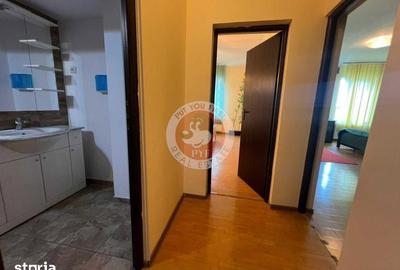 Apartament cu 4 camere decomandat în Centrul Civic - 1