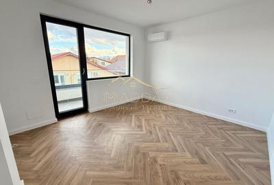 Vilă **6 camere  **451mp // Zona Iancu Nicolae - 36