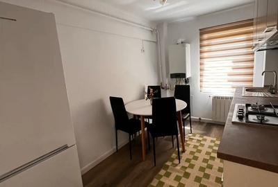 Inchiriez Apartament 3 camere decomandat, aproape de centru - 3