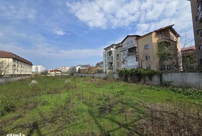 Teren de 5000 mp, în Drumul Taberei - 18