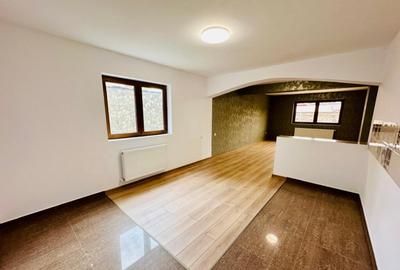 Casă cu 5 camere cu Teren 450 Mp în Central - 12