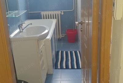 Garsonieră decomandată în Titan - 12