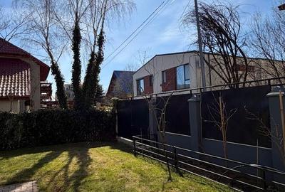 Casă cu 5 camere cu Canalizare în Central - 10