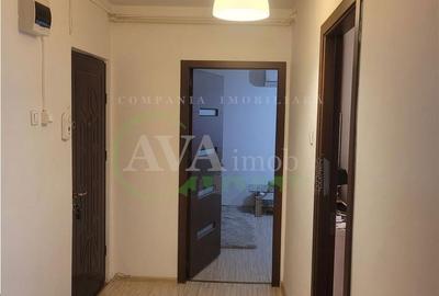 Apartament cu 3 camere decomandat în Central - 2