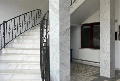 Casă în Central - 1