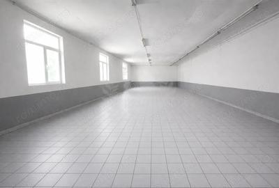 Spațiu comercial, de 1,500 mp, în Central - 1