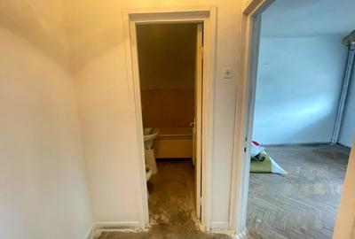 Apartament cu 3 camere decomandat în Podu Roș - 5