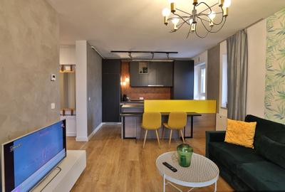 Apartament cu 2 camere decomandat, mobilat în Tractorul - 1