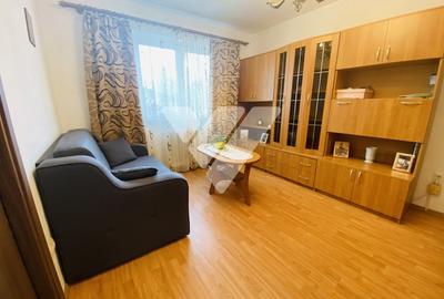Apartament 3 camere etaj 1 mobilat de vanzare - zona Hipodrom Sibiu