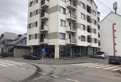 Spațiu comercial, în Central - 3