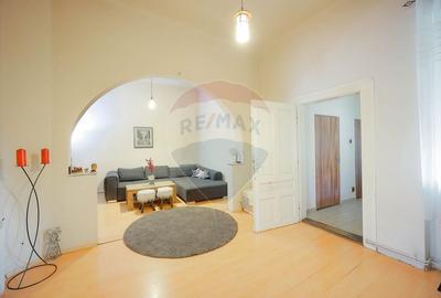 Casa / Vila cu 4 camere de vanzare Ultracentral Str. Louis Pasteur - 4