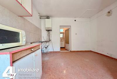 Casă cu 3 camere cu Teren 2114 Mp în Central - 15