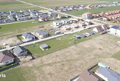 Teren de 2000 mp, în Cristian - 5