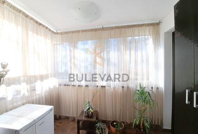 Apartament cu 3 camere decomandat, mobilat în Plopilor - 9