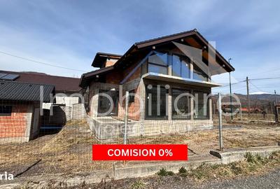 Casă cu Teren 500 Mp în Central - 3